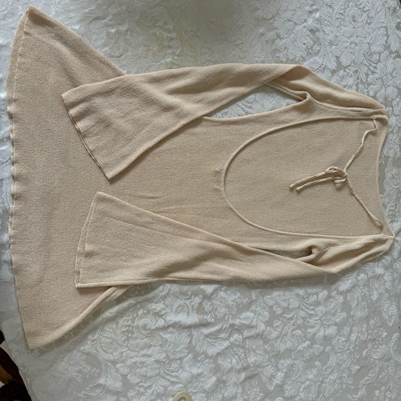 Meshki Cream Backless Dress - Picture 10 of 10